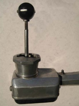 Early J2 Round Gear Lever Knobs